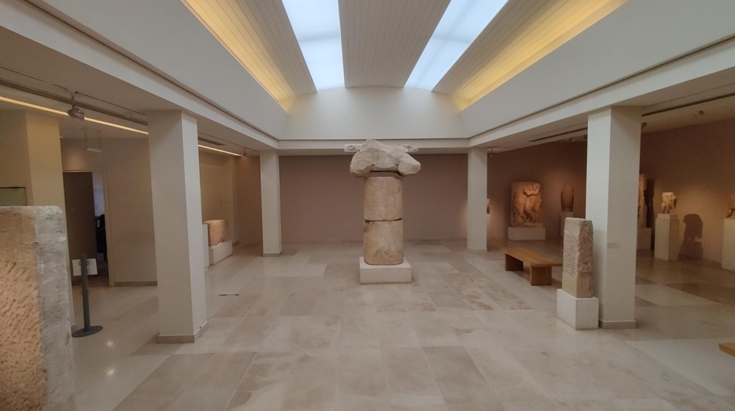 Εσωτερική άποψη του Αρχαιολογικού Μουσείου Μαραθώνα