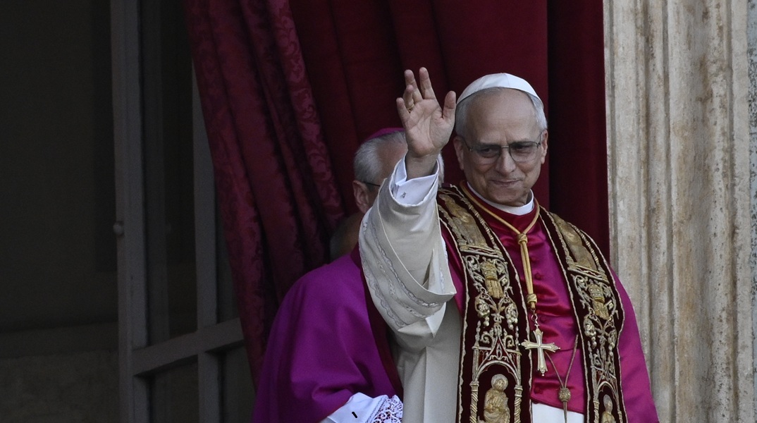 Πάπας Λέων: Ειρήνη σε όλους, το κακό δεν θα υπερισχύσει