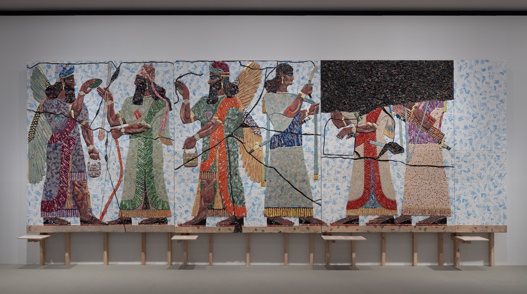 13 αρχαιότητες συνομιλούν με έργα σύγχρονης τέχνης του καλλιτέχνη Μίχαελ Ράκοβιτς στο Μουσείο της Ακρόπολης