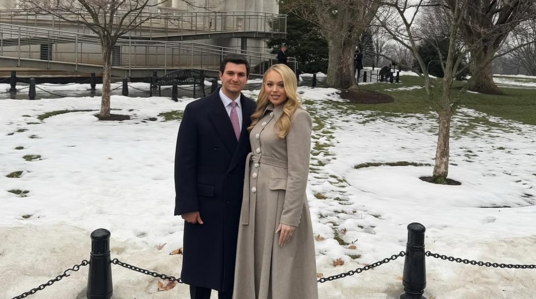 Η Τίφανι Τραμπ με τον σύζυγό της Μάικλ Μπούλος