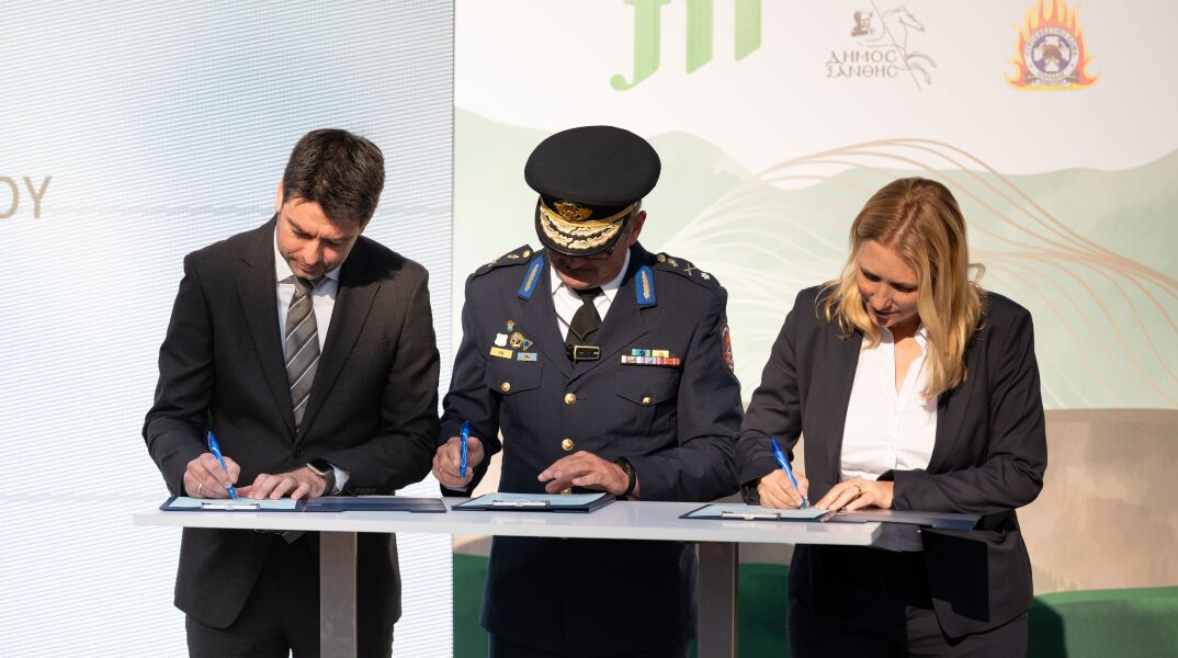 Στράτος Κοντός, Δήμαρχος Ξάνθης, Σπυρίδων Κούτρας, Διοικητής Πυροσβεστικών Υπηρεσιών Ανατολικής Μακεδονίας και Θράκης, Janine Neuhaus, Διευθύνουσα Σύμβουλος JTI Hellas