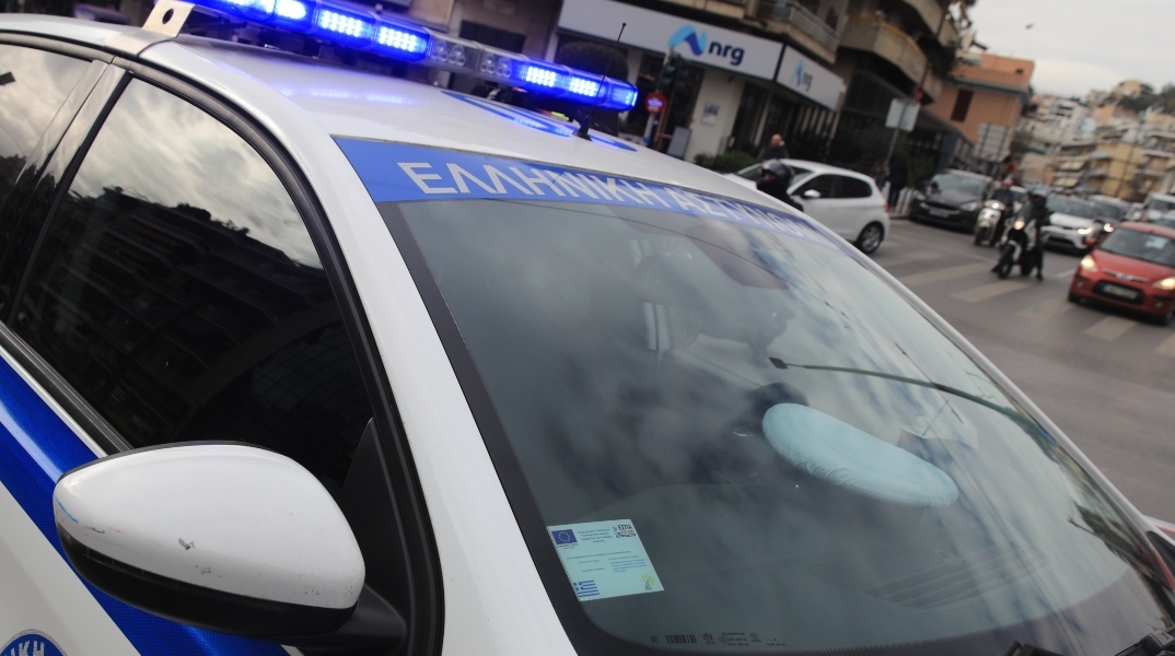 Λαμια, περιπολικο