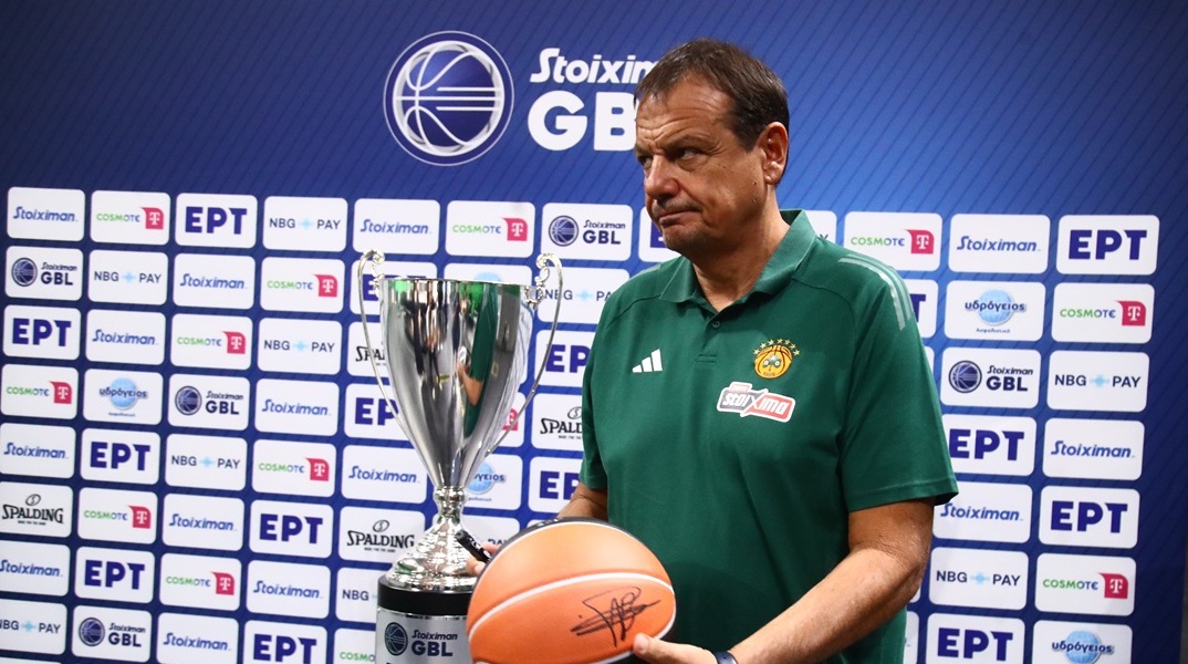 Ο Έργκιν Αταμάν τόνισε πως Παναθηναϊκός και Ολυμπιακός γνωρίζονται πολύ καλά από τις πολλές φορές που έχουν αναμετρηθεί