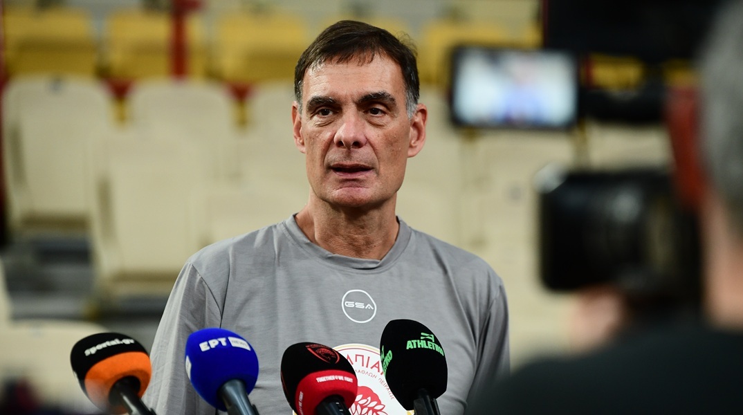 Ο Γιώργος Μπαρτζώκας τοποθετήθηκε σχετικά με την αγωνιστική κατάσταση του Ολυμπιακού 