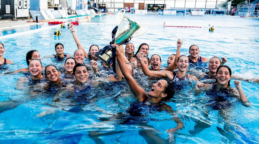 Ολυμπιακός, Βουλιαγμένη, πισινα, αθλητριες