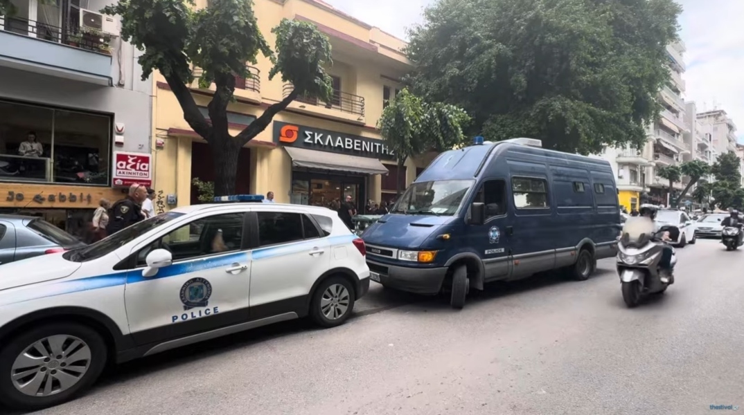 Θεσσαλονίκη, αστυνομια, περιπολικο, σουπερ μαρκετ