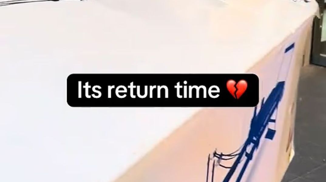 Έκαναν ουρά για το «φθηνό» μηχάνημα pilates από σούπερ-μάρκετ και τώρα το γυρίζουν πίσω