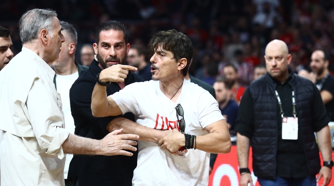 Ο Δημήτρης Γιαννακόπουλος 