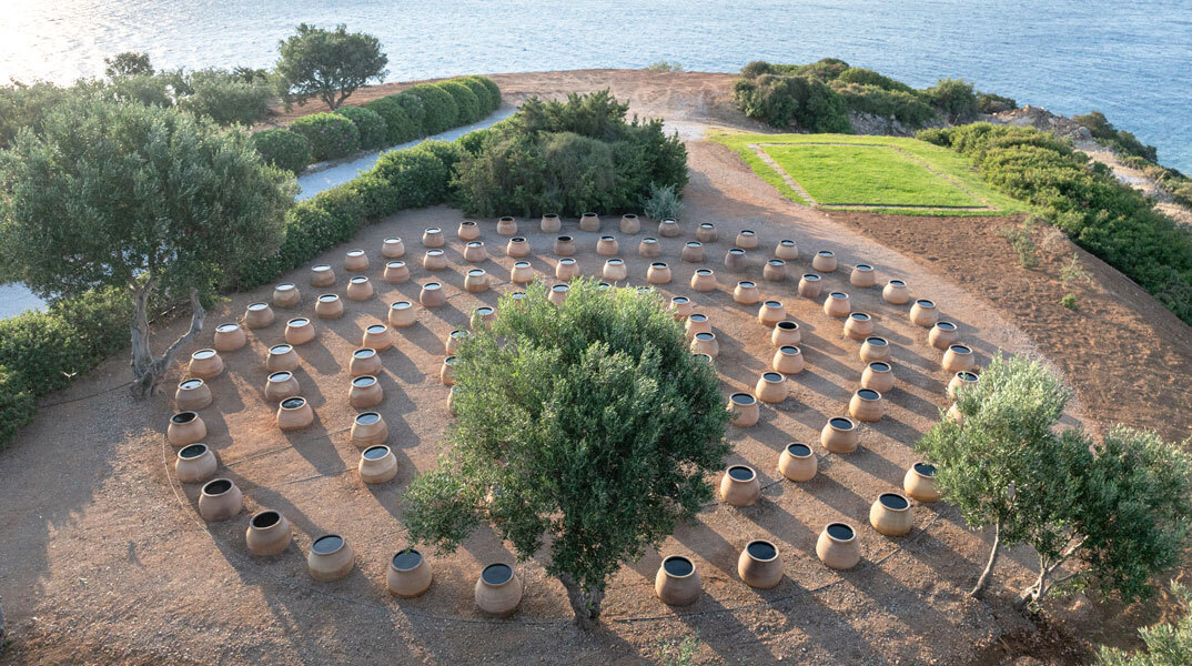 Δανάη Στράτου / «Ενάρετη Σπείρα»