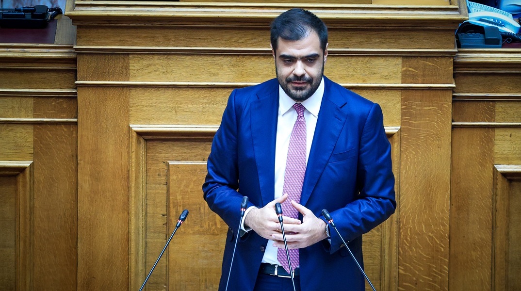 Μαρινάκης για Κωνσταντοπούλου: Χειρότερη η στήριξη του νόμου Παρασκευόπουλου από την υπεράσπιση του «βιαστή με την τυρόπιτα»
