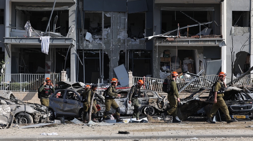 Ιράν: Νέο κύμα πυραυλικών επιθέσεων κατά του Ισραήλ - Εκρήξεις σε Μπερ Σεμπά, Τελ Αβίβ, Ιερουσαλήμ και Χάιφα