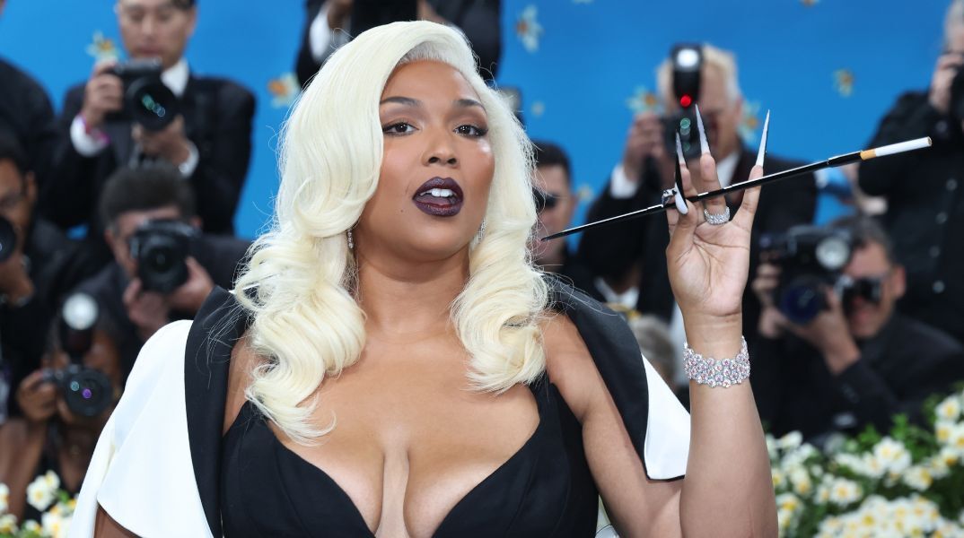 Η σταρ της ποπ Lizzo αποκάλυψε ότι χρησιμοποίησε το Ozempic και άλλα δημοφιλή φάρμακα για την απώλεια βάρους, αν και αρχικά διέψευδε τις φήμες