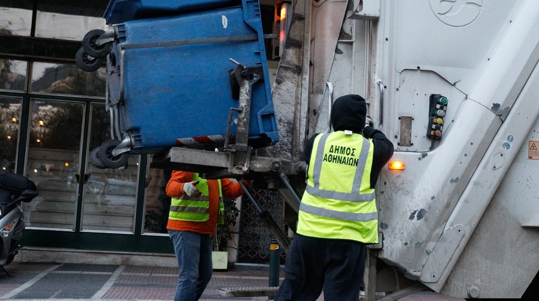 Πετρούπολη: Νέα επίθεση σε υπάλληλο καθαριότητας - «Παλικάρι θα μας σκοτώσεις απόψε;»