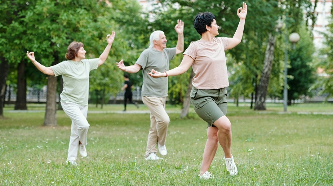 Από την προπόνηση στα 20 μέχρι τη γιόγκα στα 80: Πώς να φτάσετε στο απόγειο της φυσικής κατάστασης