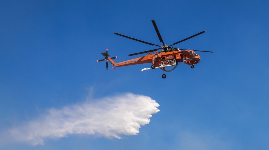 Φωτιά, ελικοπτερο