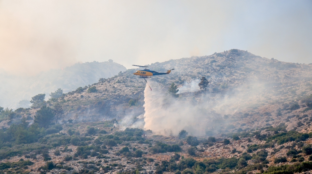 Φωτιά τώρα στα Κύθηρα