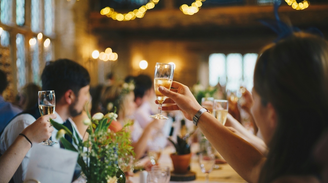 Εορτολόγιο, προποση, σαμπανια