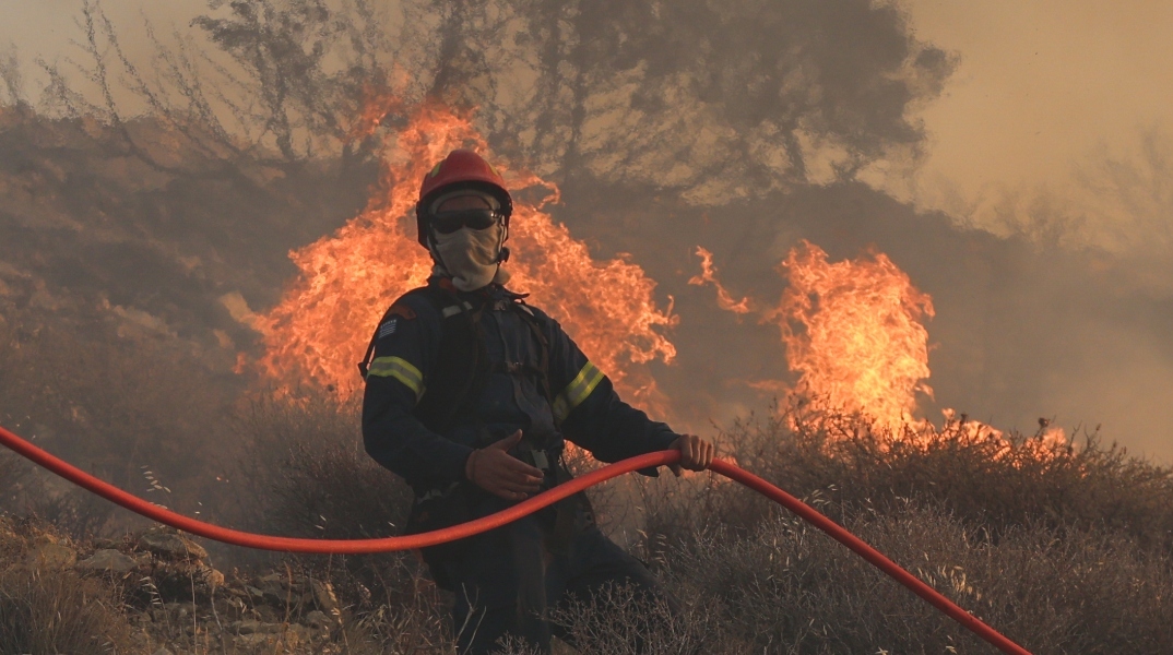 πυρκαγιά, πυροσβεστης