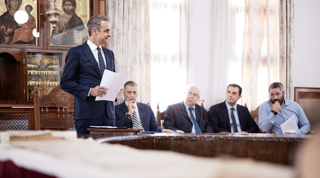 Μητσοτάκης από το Άγιο Όρος: Δεν υπάρχει καμία περίπτωση να αλλάξει ο χαρακτήρας της Αγίας Αικατερίνης του Σινά