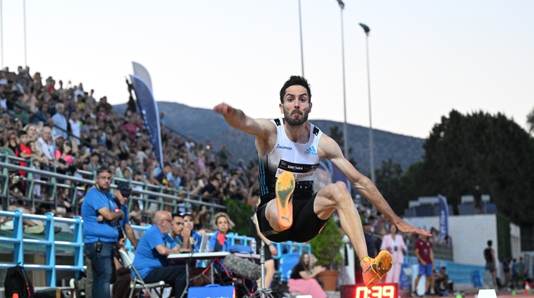 Πρώτος ο Τεντόγλου στα Δρόμεια 2025, πήρε τη νίκη με 8,19μ. στο τελευταίο άλμα