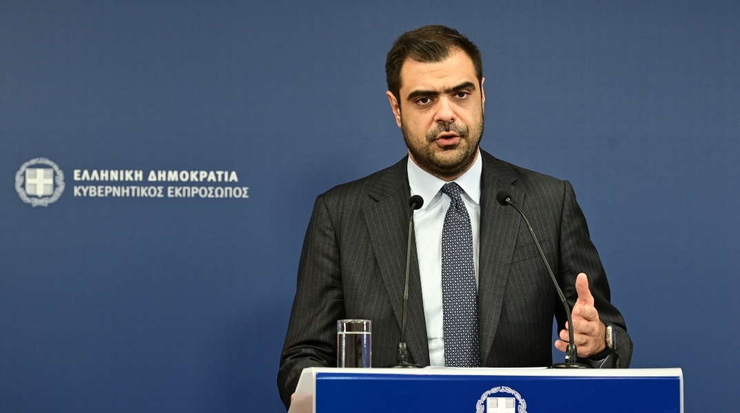 Ο κυβερνητικός εκπρόσωπος, Παύλος Μαρινάκης