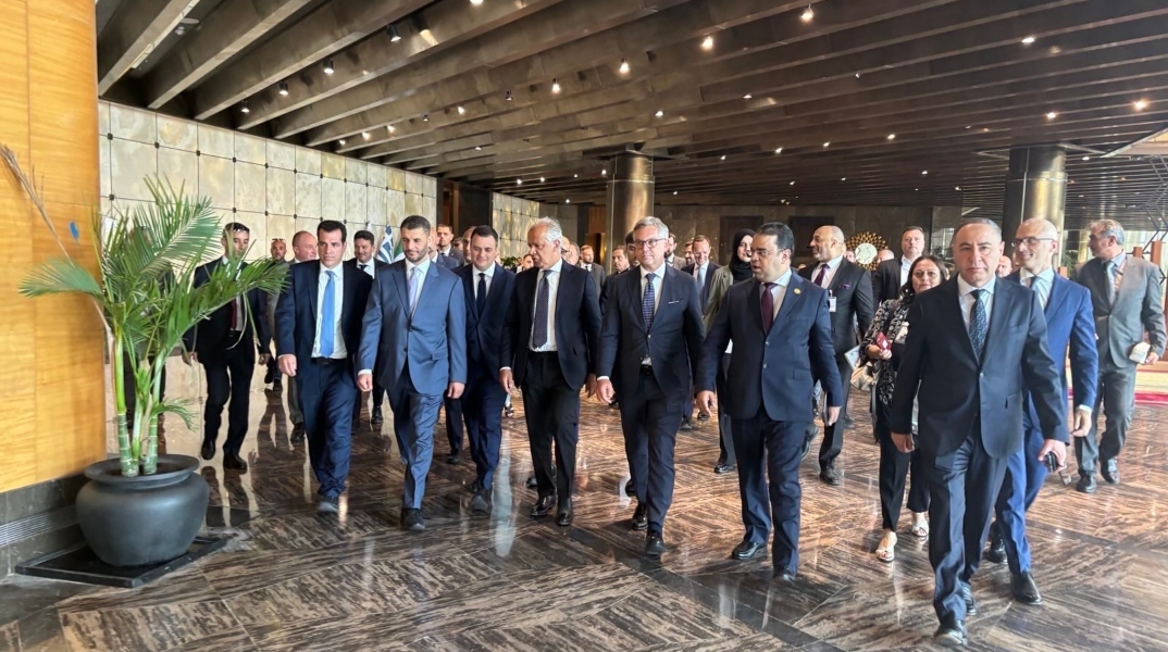 διπλωματικη αποστολη στη Λιβύη