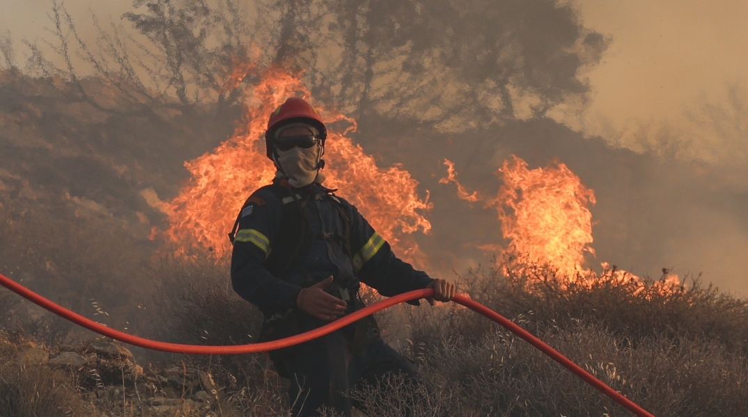 πυρκαγιά, πυροσβεστης