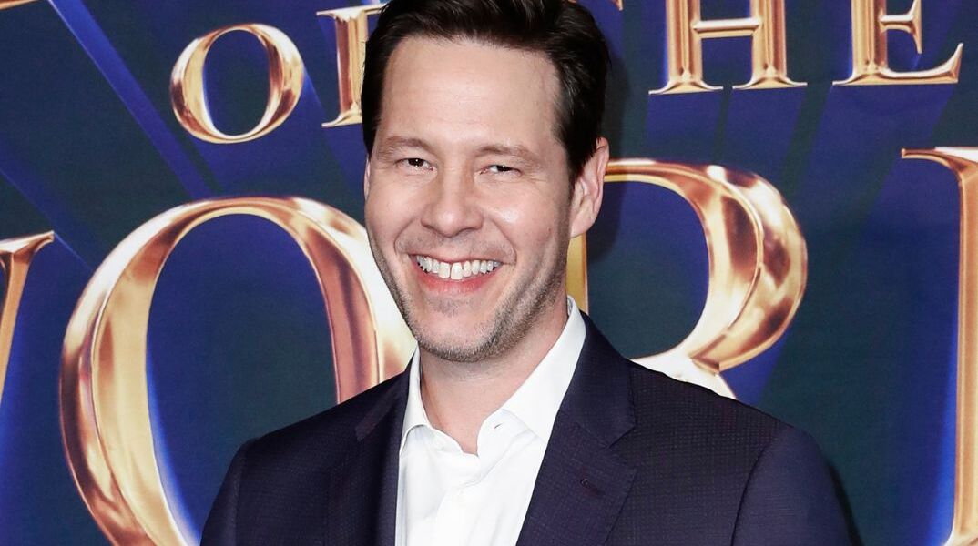 Artificial: Ο Άικ Μπάρινχολτζ θα ενσαρκώσει τον Μασκ στη νέα ταινία του Λούκα Γκουαντανίνο 