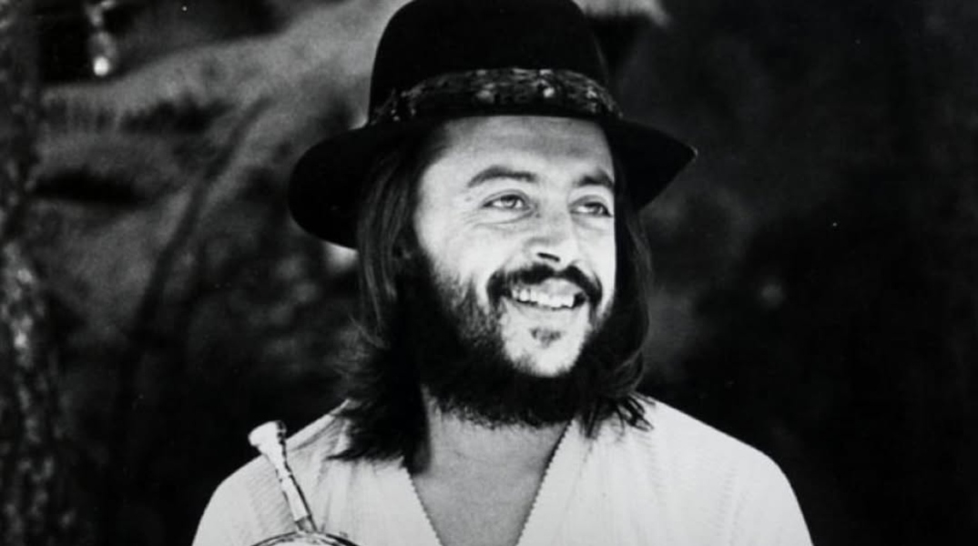 Ο Τσακ Μανζόνε