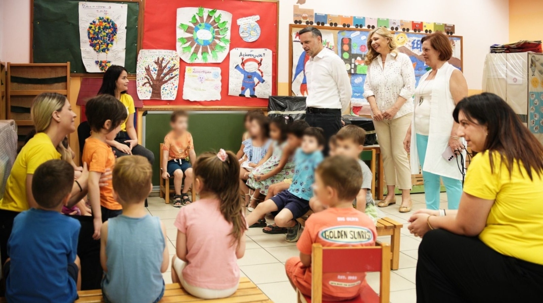 Ο Δήμαρχος Αθηναίων, Χάρης Δούκας