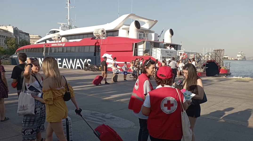 Κλιμάκια του Ε.Ε.Σ. θα βρίσκονται στο λιμάνι του Πειραιά