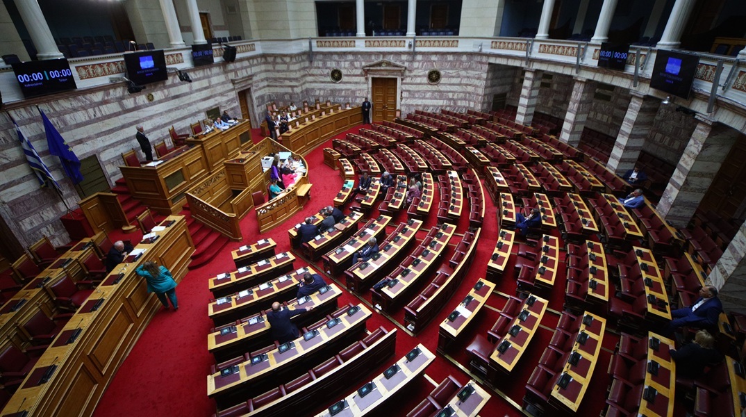Υπόθεση ΟΠΕΚΕΠΕ: Στη Βουλή σήμερα οι δύο προτάσεις για Προκαταρκτική κατά Βορίδη – Αυγενάκη