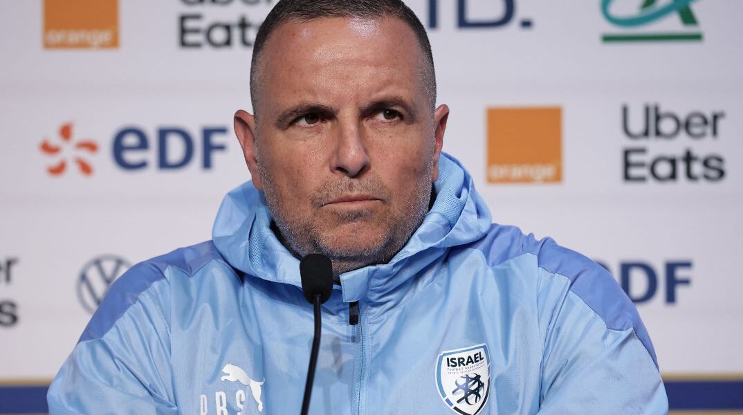 Αντισημιτική επίθεση στην Αθήνα δέχθηκε ο προπονητής της εθνικής ομάδας του Ισραήλ