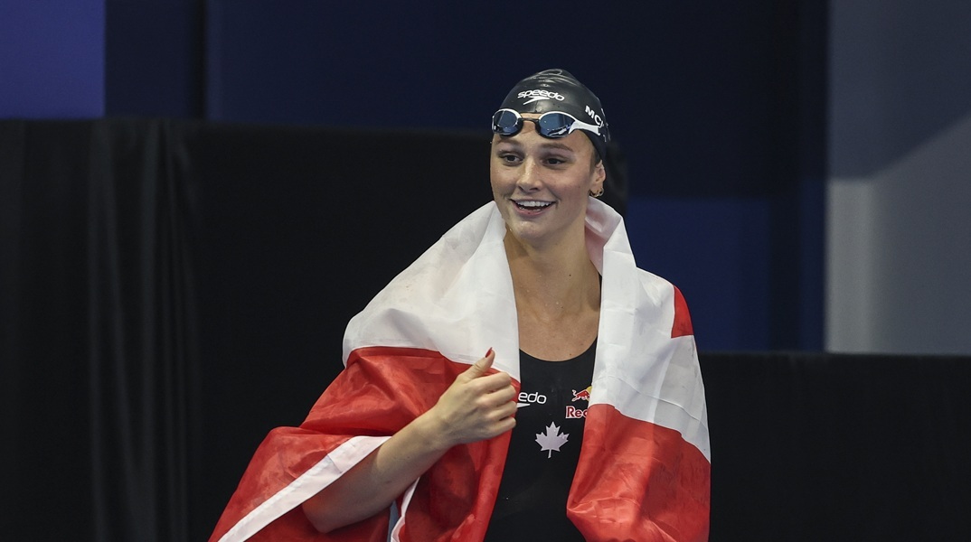 Κολύμβηση: Τρίτο χρυσό για την απίθανη Σάμερ ΜάκΙντος - Πλησιάζει το απόλυτο ρεκόρ του Φελπς