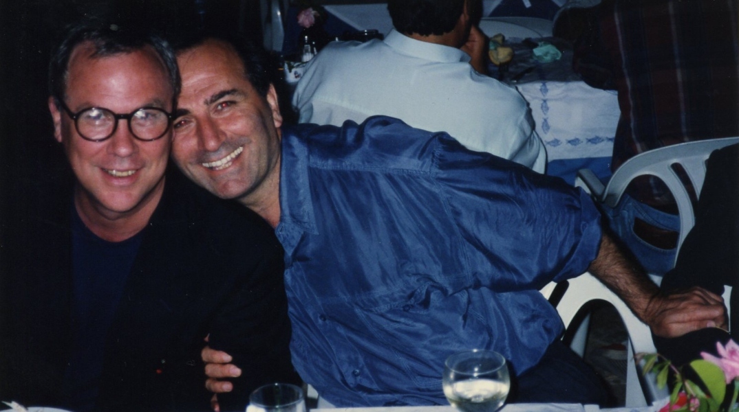 Ο Ρόμπερτ Γουίλσον με τον Θεόδωρο Τερζόπουλος