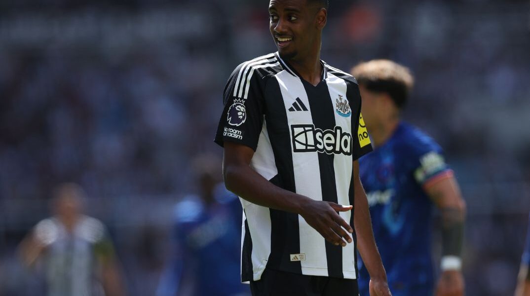 H Νιούκαστλ είπε «όχι» σε πρόταση άνω των 125 εκατ. ευρώ της Λίβερπουλ για τον Ίσακ