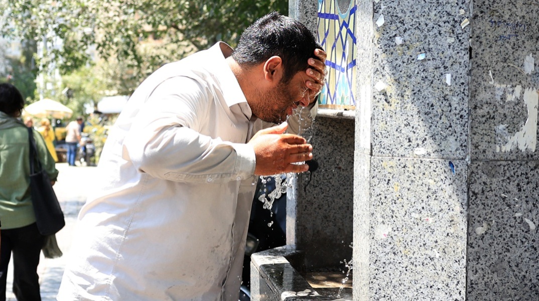 Κρίση νερού στην Τεχεράνη: Κλείνουν οι δημόσιες τουαλέτες, σκέφτονται ακόμη και «λουκέτο» στην πόλη