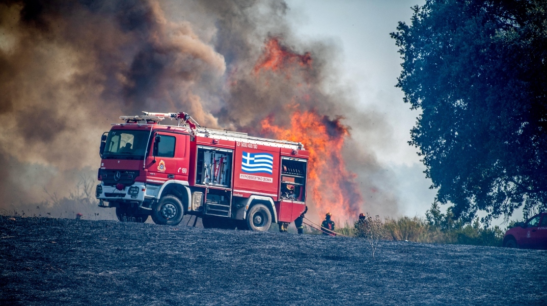 φωτιά, πυροσβεστες, δασος
