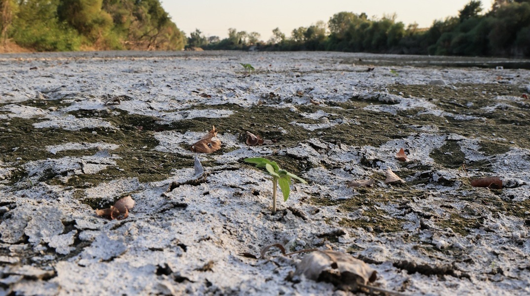 Η Ελλάδα σε συνθήκες έντονης ξηρασίας – Σοβαρές επιπτώσεις σε Κρήτη, Πελοπόννησο και Βόρεια Ελλάδα