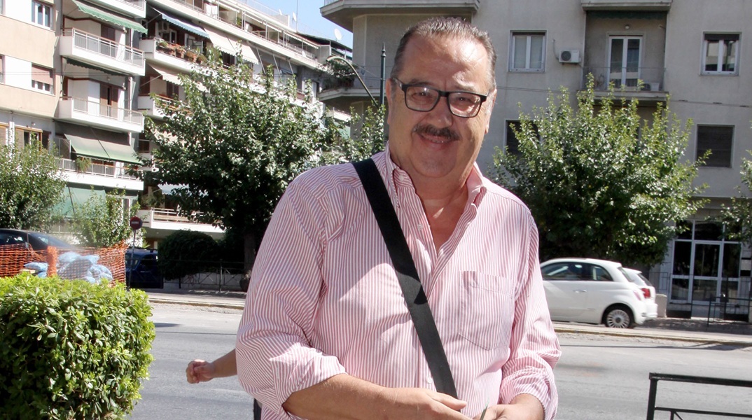 Τάσος Κωστής για το MeToo: Ήταν αστείο το κίνημα, οι βλάκες πήγαμε και βγάλαμε τα μάτια μόνοι μας