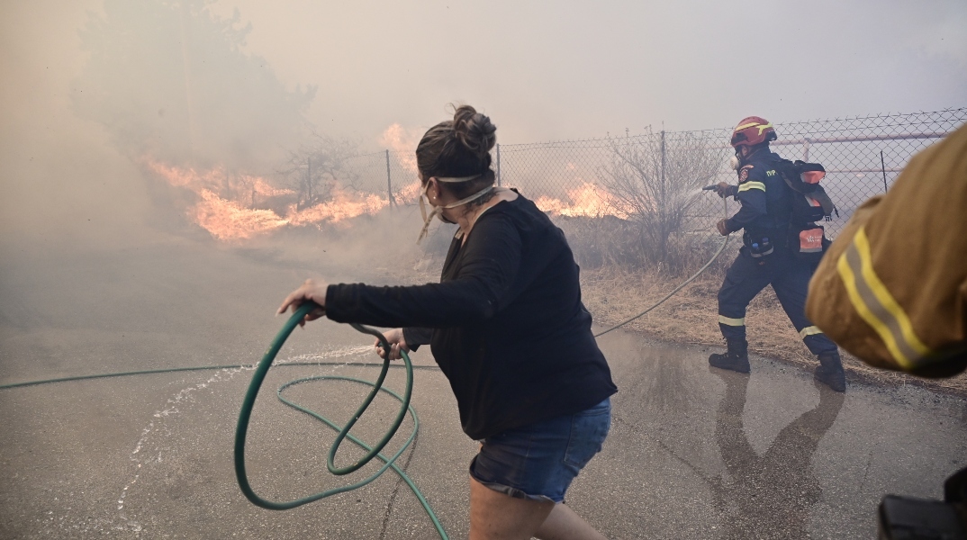 φωτιά, πυροσβεστες, πολιτες