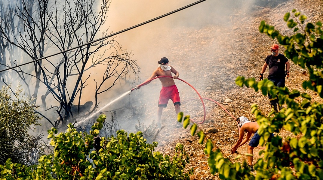 Πού έχει φωτιά τώρα – Live χάρτης με τα πύρινα μέτωπα στην Ελλάδα