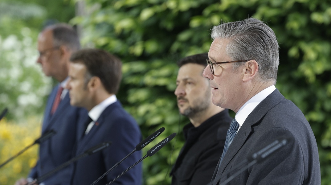 Οι Ευρωπαίοι ηγέτες θα μεταβούν στον Λευκό Οίκο μόνο εφόσον τους απευθυνθεί επίσημη πρόσκληση από τον Τραμπ