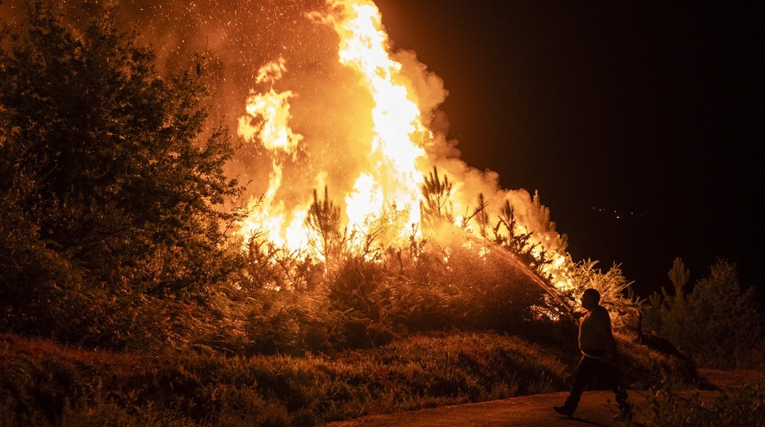 Ισπανία: Ο πρωθυπουργός Σάντσεθ ανακοινώνει ένα «εθνικό σύμφωνο για την κλιματική έκτακτη ανάγκη»