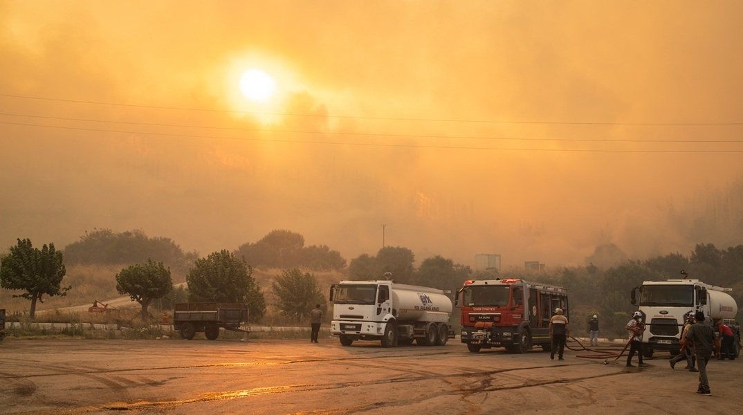 Νέα πυρκαγιά στην Τουρκία - Εκατοντάδες άνθρωποι απομακρύνονται από επτά χωριά