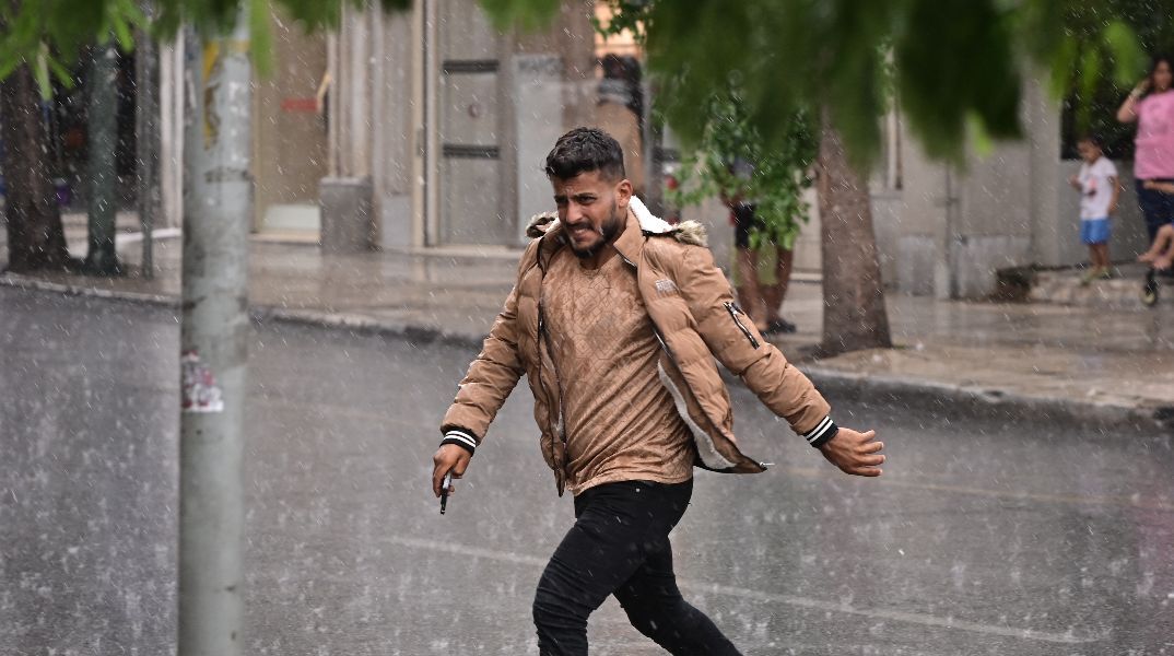 Βροχερός ο καιρός σήμερα 