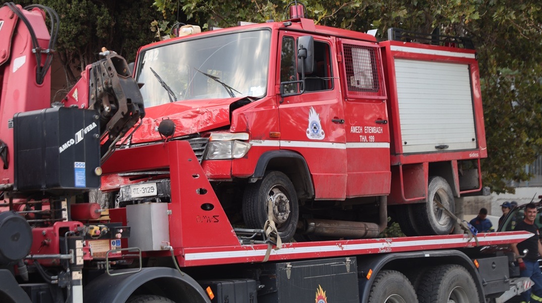 Εκτροπή πυροσβεστικού οχήματος στη Νέα Χαλκηδόνα – Ένας τραυματίας