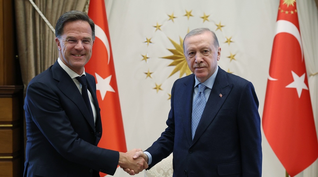 DW: Η Τουρκία θέλει ρόλο στις διαδικασίες διαπραγμάτευσης για την Ουκρανία