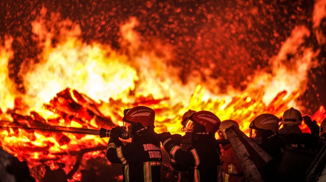 Πυρκαγιές σε Ισπανία και Πορτογαλία