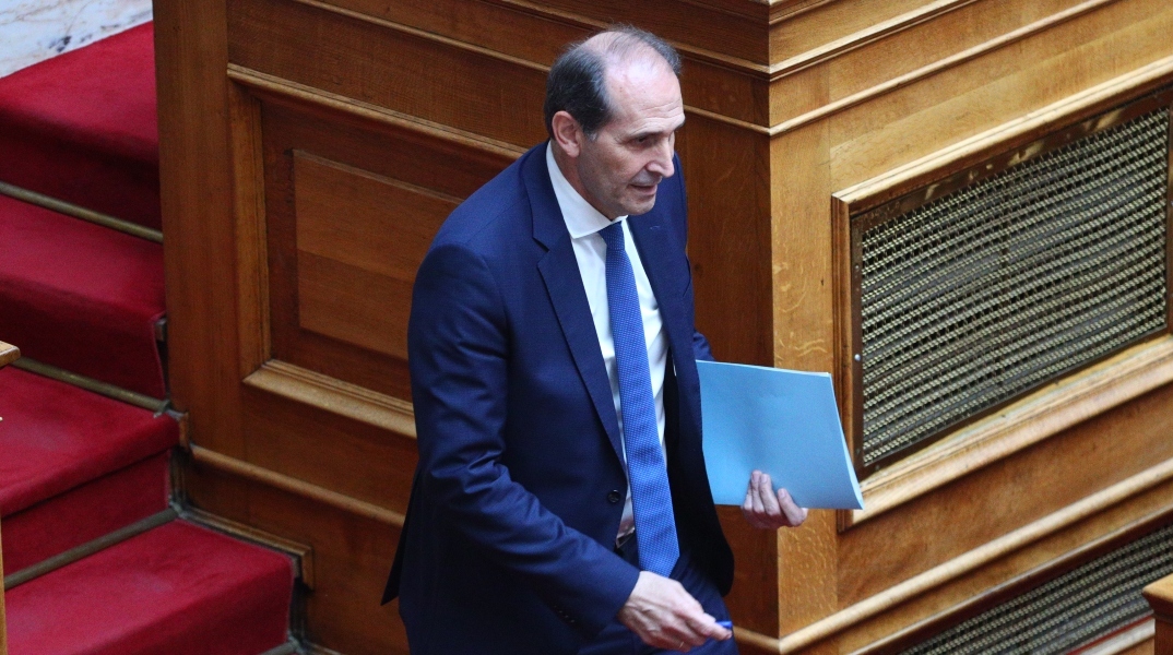 Ο Απόστολος Βεσυρόπουλος